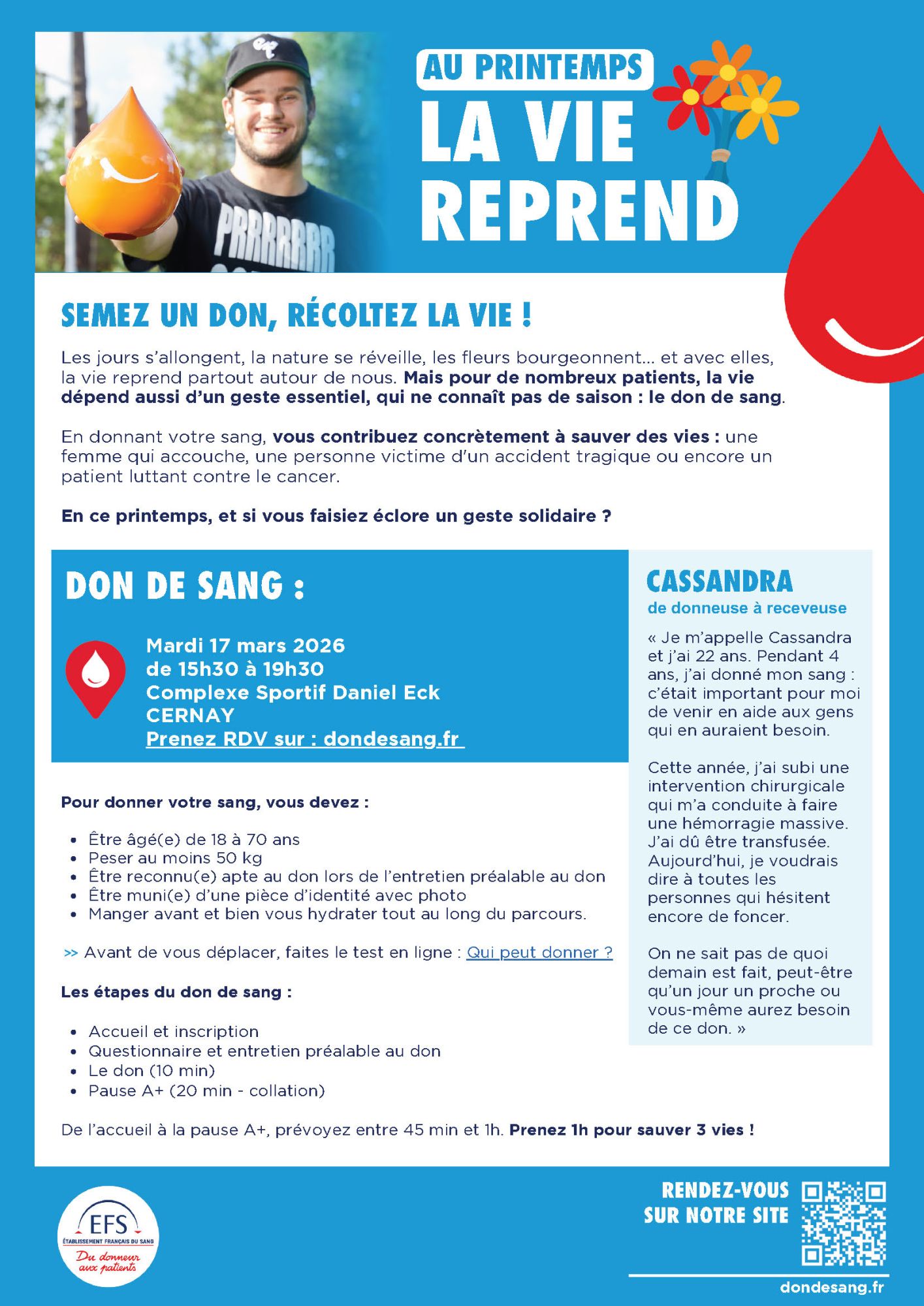 On y voit un homme qui tient dans une de ses main une goutte de sang en plastique