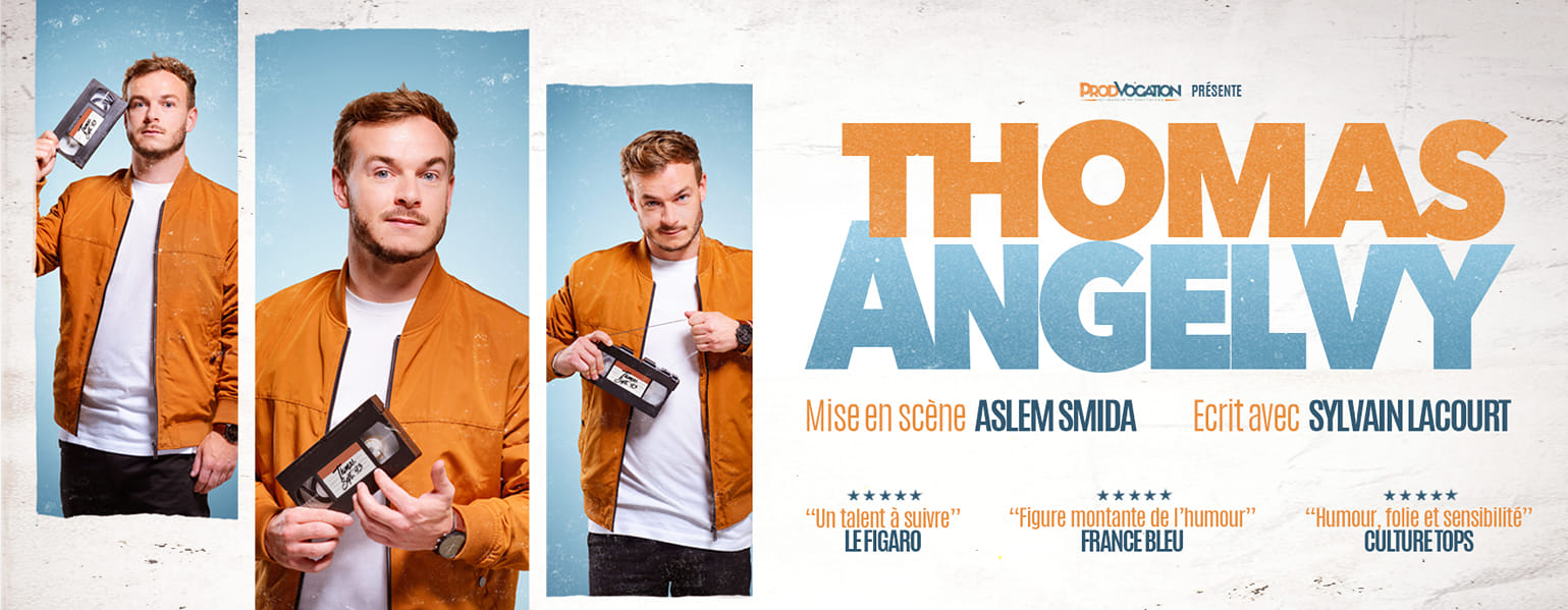 On y voit Thomas ANGELVY avec une cassette vid&eacute;o dans les mains